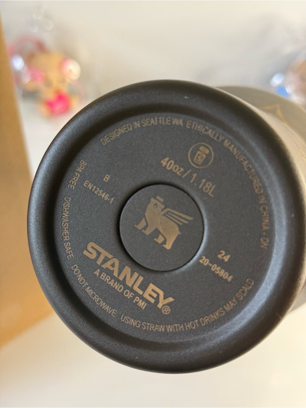 Stanley Brown and Gold Travel Tumbler 40 oz . New! - Picture 5 of 5
